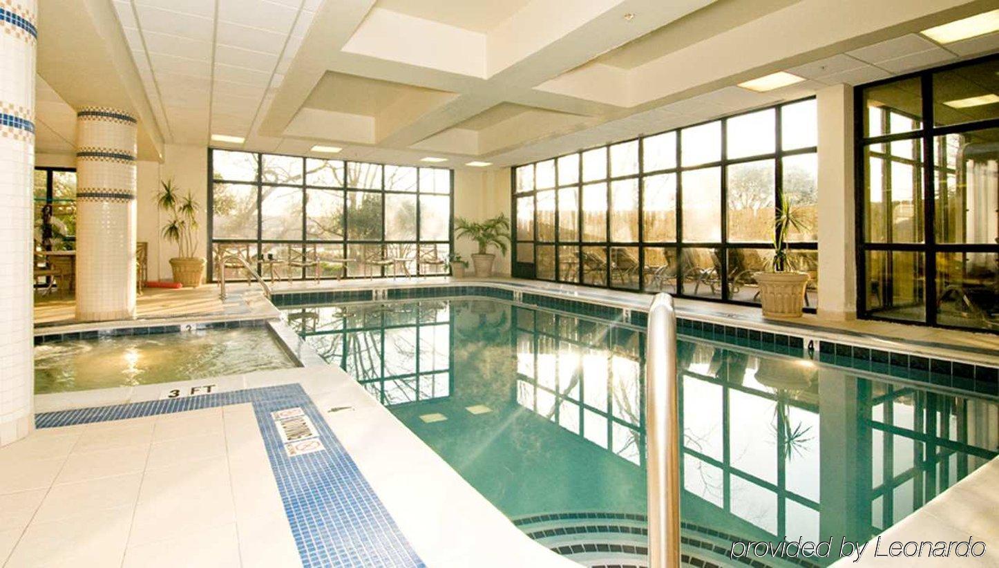Hotel Embassy By Hilton Atlanta Galleria