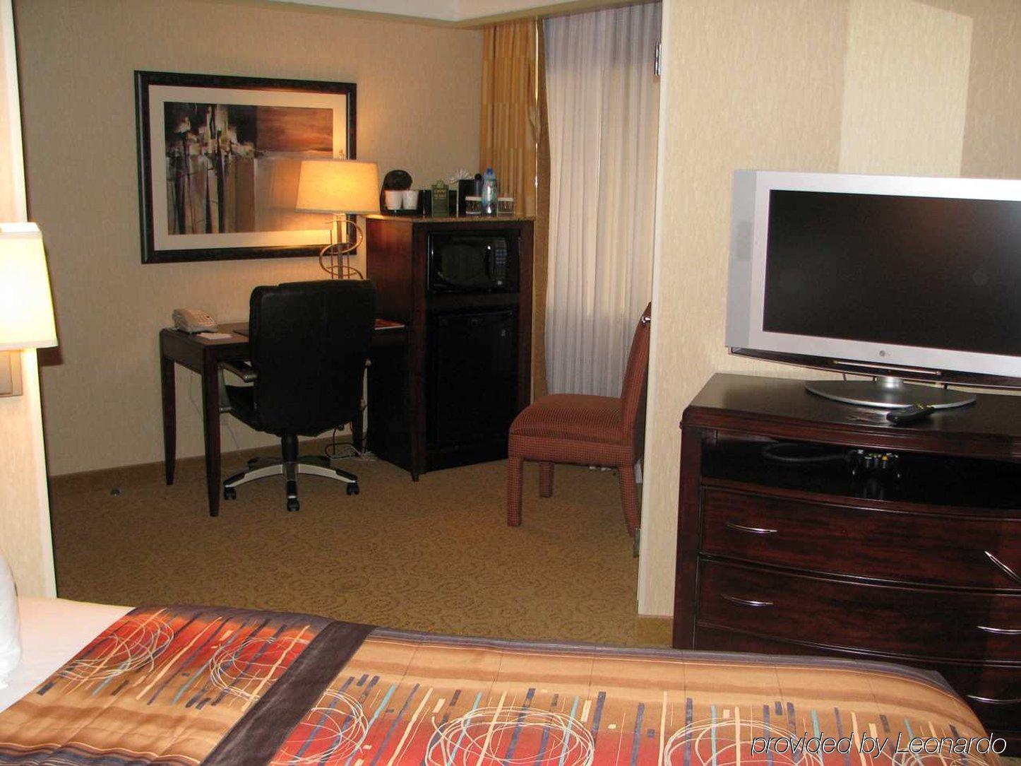 Hotel Embassy By Hilton Atlanta Galleria